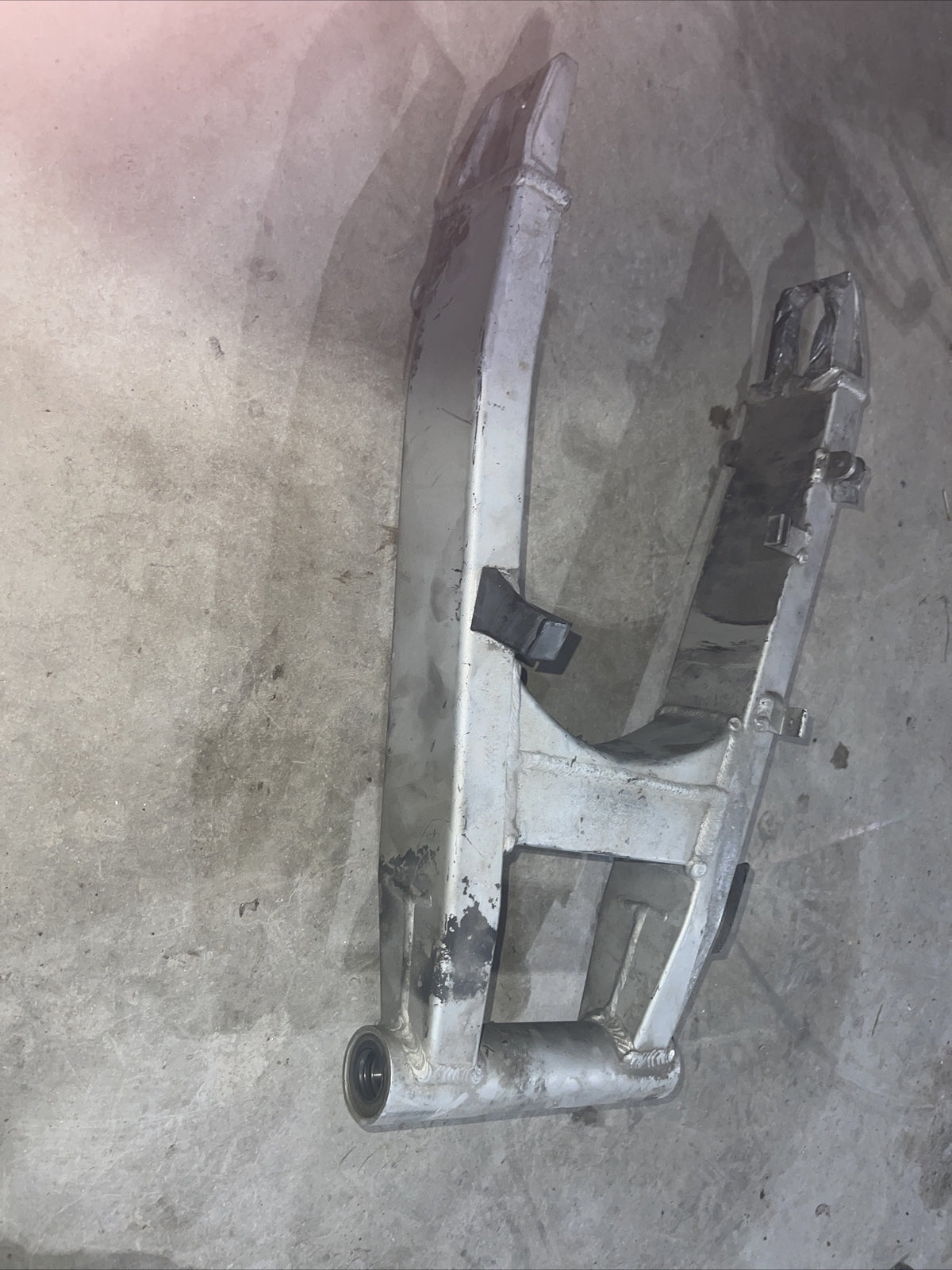 Kawasaki Ninja ZX6R 98-02 Rear Swingarm Assembly OEM 33001-1548-TX / 33001-1579-