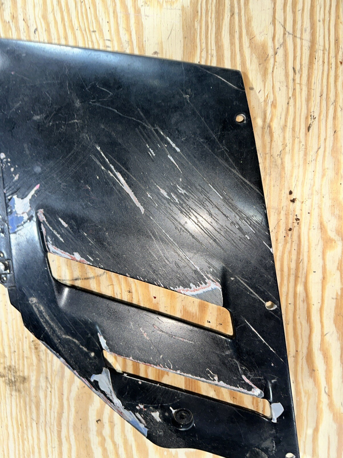 1992 Suzuki GSXR750 GSX-R750 OEM Right Mid Middle Cowling Fairing Side Cover
