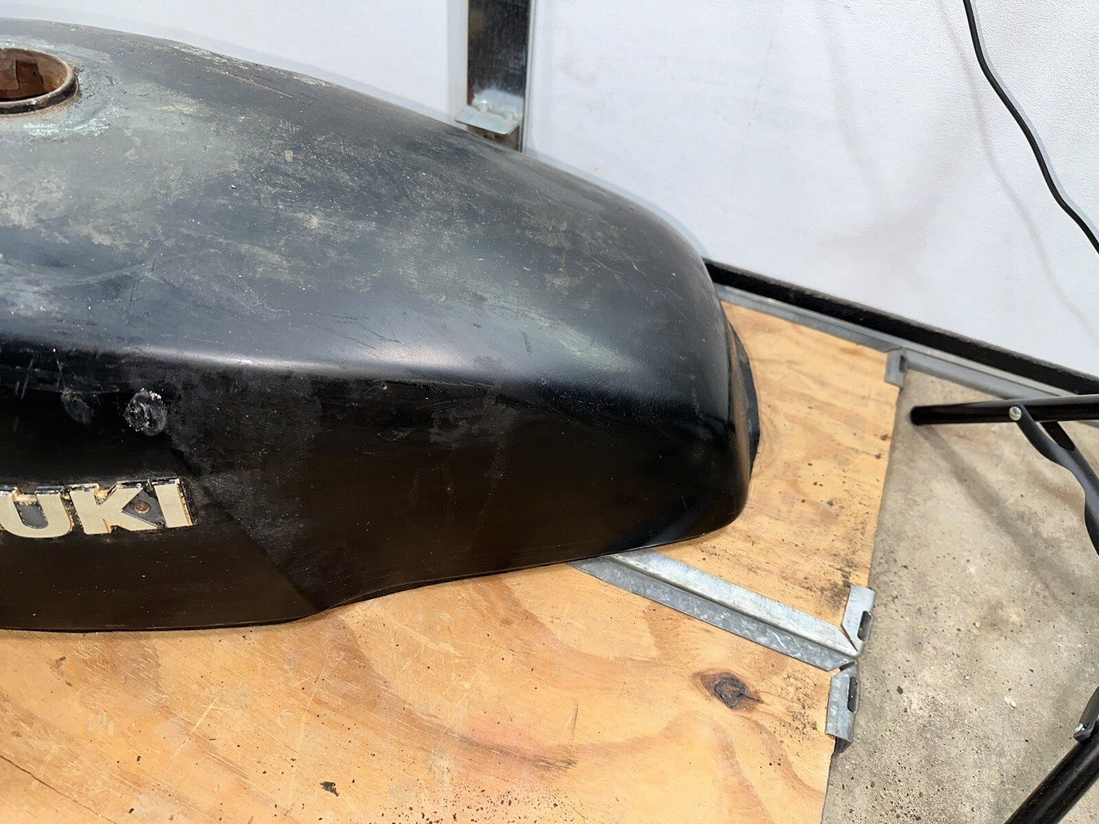1982 Suzuki GS 750 E GAS Tank Fuel Tank