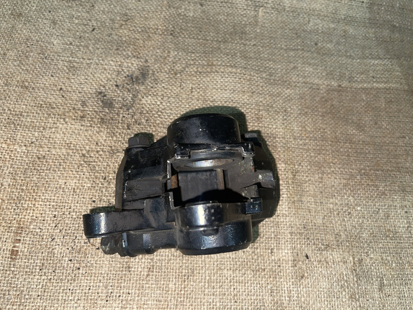 90 SUZUKI GSX600F KATANA REAR BACK BRAKE CALIPER