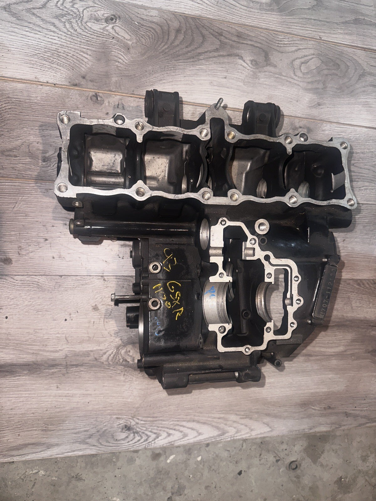 1996 93-98 Suzuki GSXR 1100 GSXR1100 Crank Case Crankcase  Engine Motor Oem