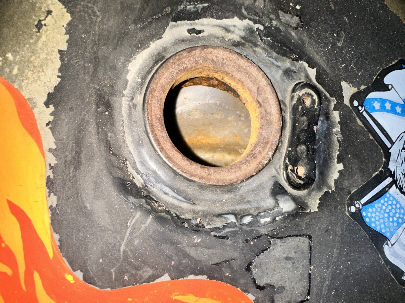 85 Honda VT 700 VT700 C Shadow petrol gas fuel tank