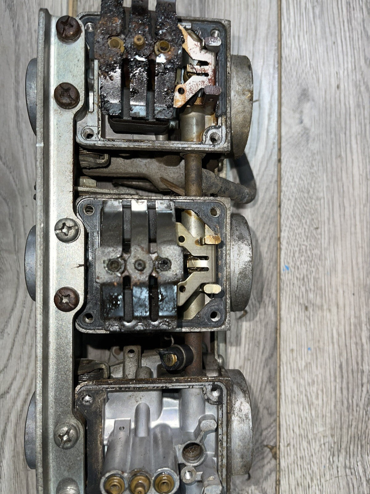 1976 - 1981 yamaha xs850 Carburetors OEM