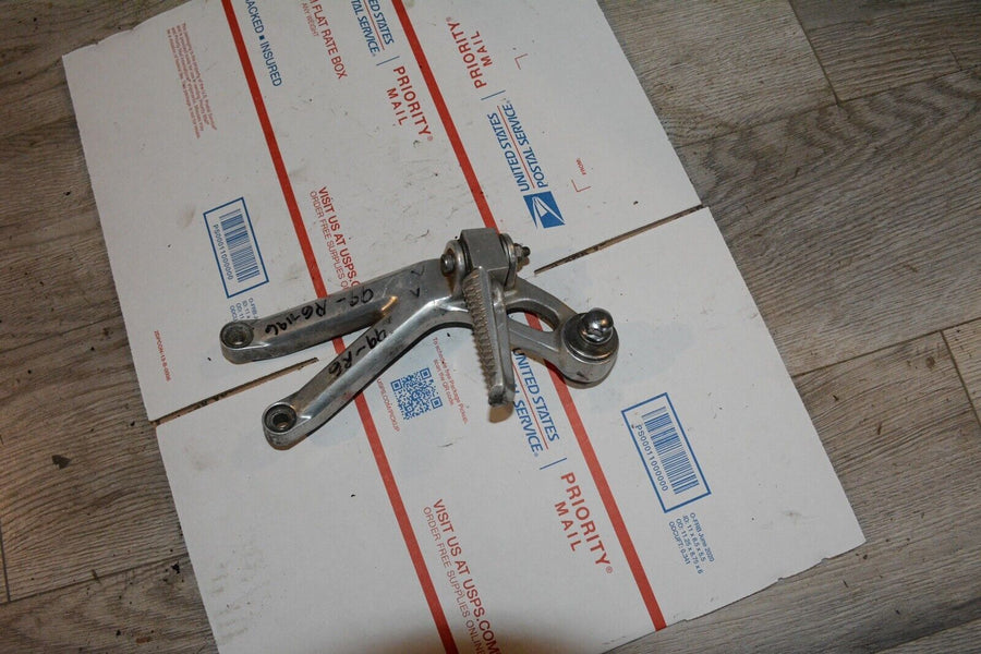 99 Yamaha YZF R6 Right Rear Peg & Bracket