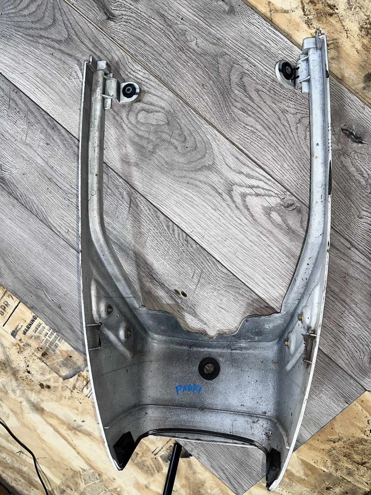 1982 1983 82 83 Suzuki GS1100E Rear Tail Back Piece Fairing Cowl Shroud