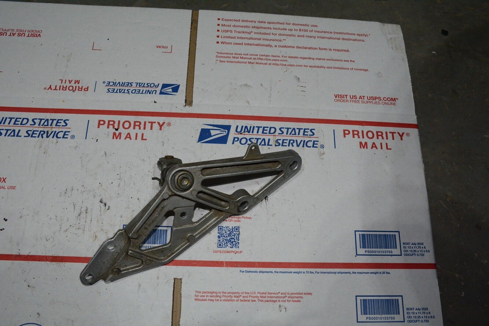 92 93 Suzuki GSXR 600 750 Front Right Rearset Foot Peg