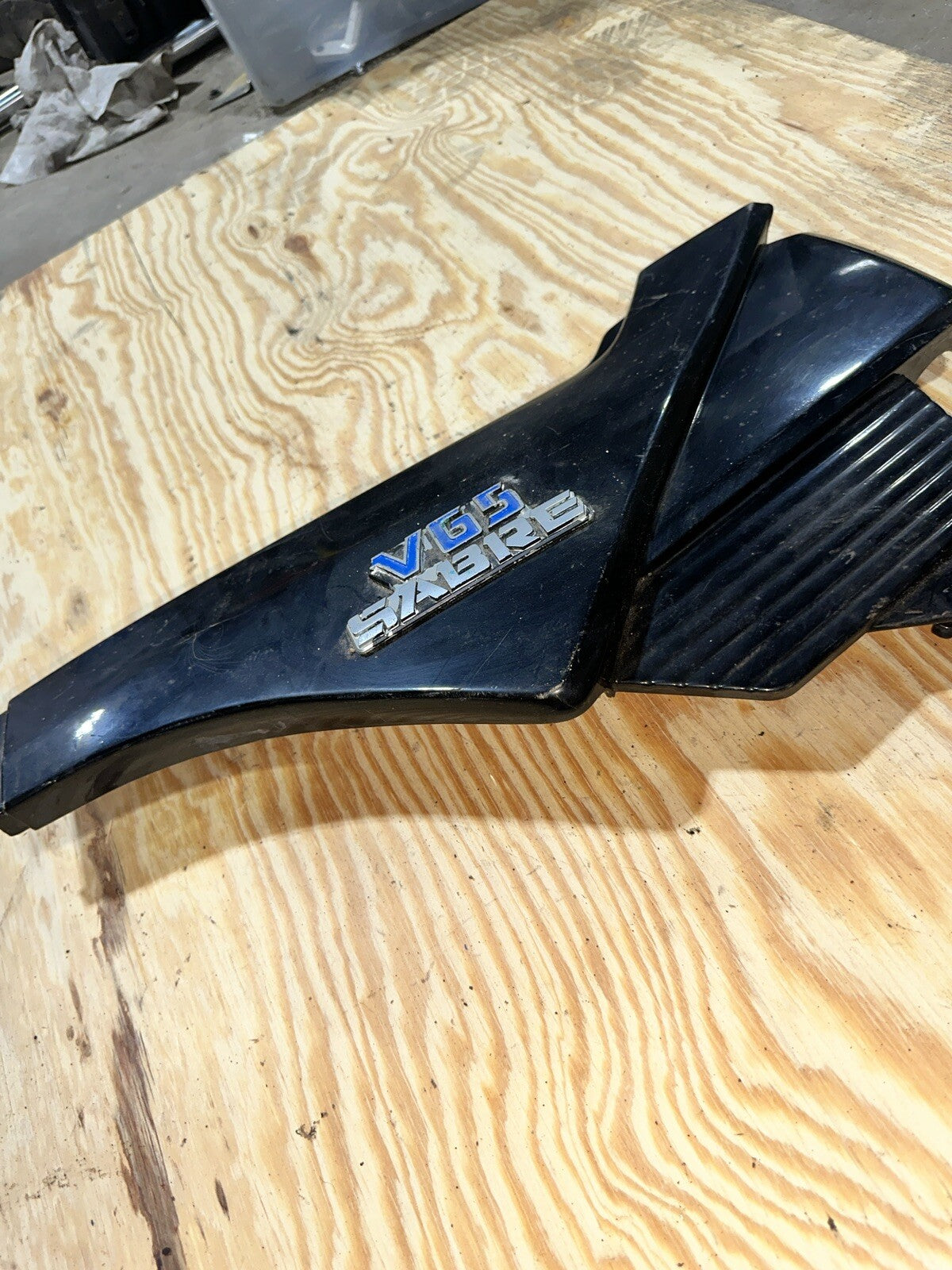 1984 Honda V65 Sabre VF1100 Right Side Cover Panel Fairing OEM E9184