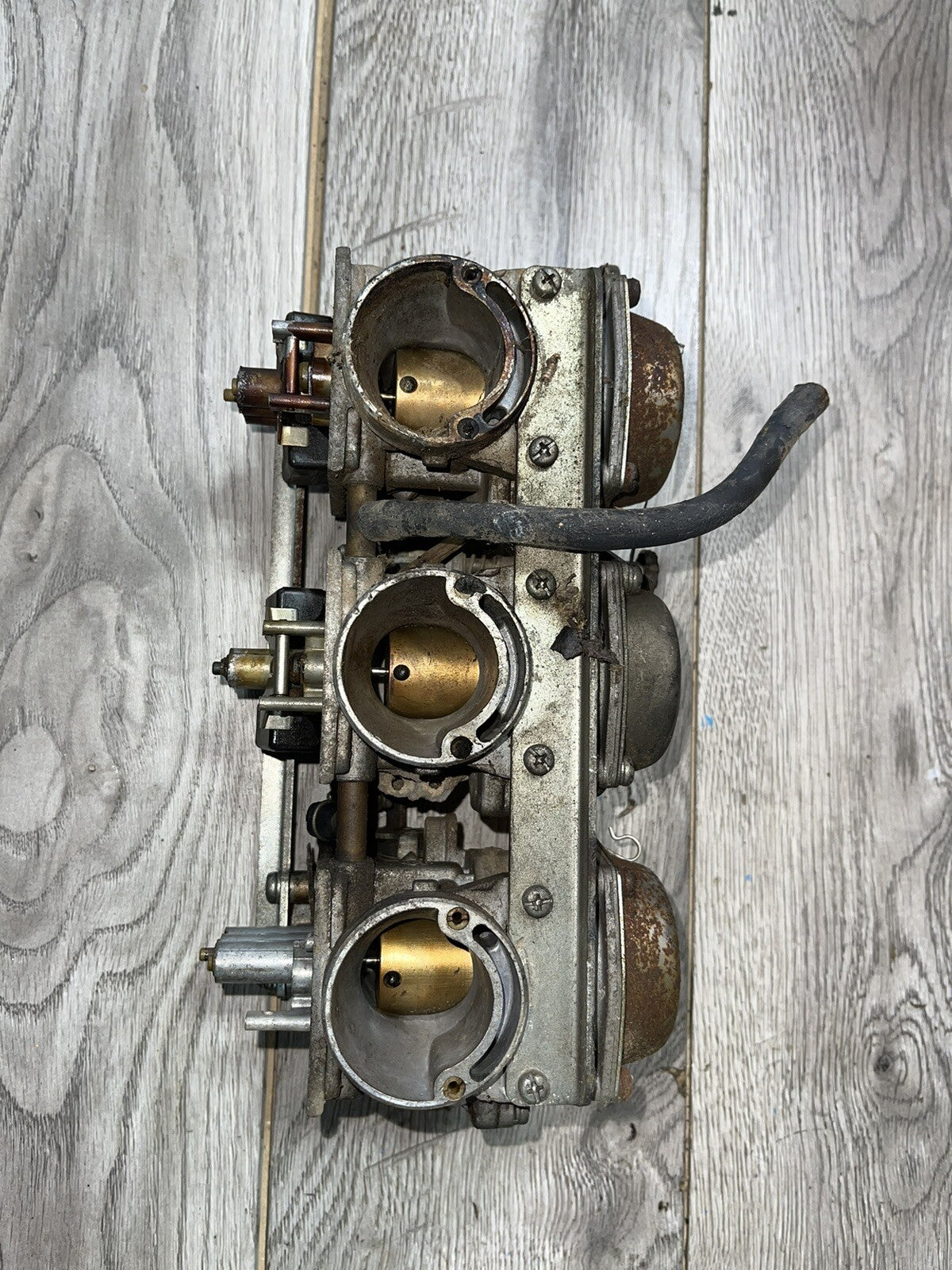 1976 - 1981 yamaha xs850 Carburetors OEM