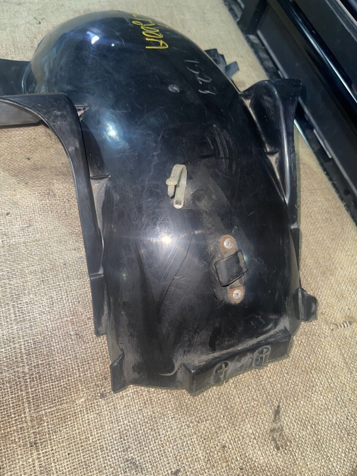 84-87 honda goldwing GL1200 GL 1200 OEM REAR BACK WHEEL FENDER MUD GUARD INNER