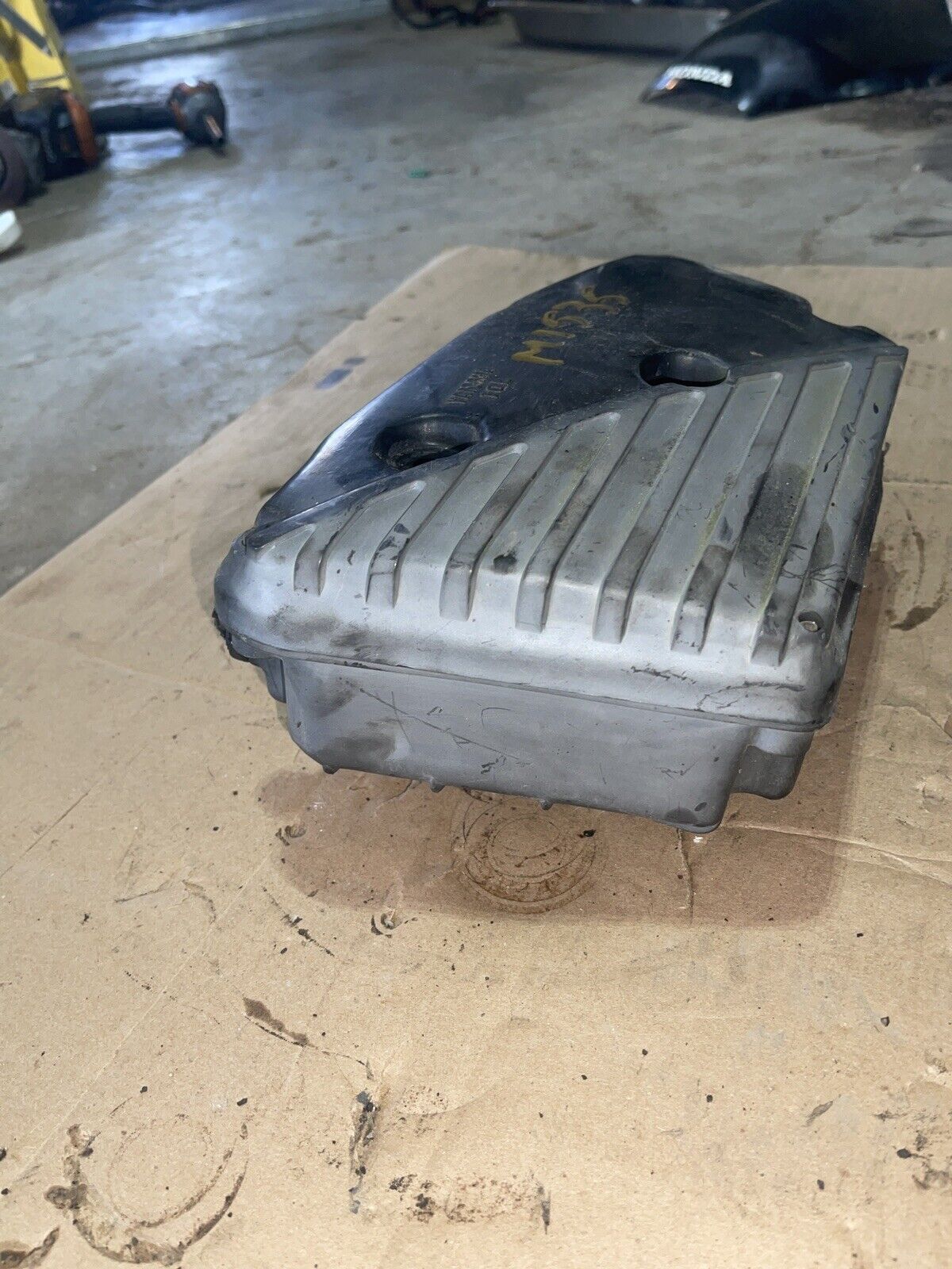 1982 1983 Yamaha Virago XV920 XV 920 airbox air box filter cleaner OEM