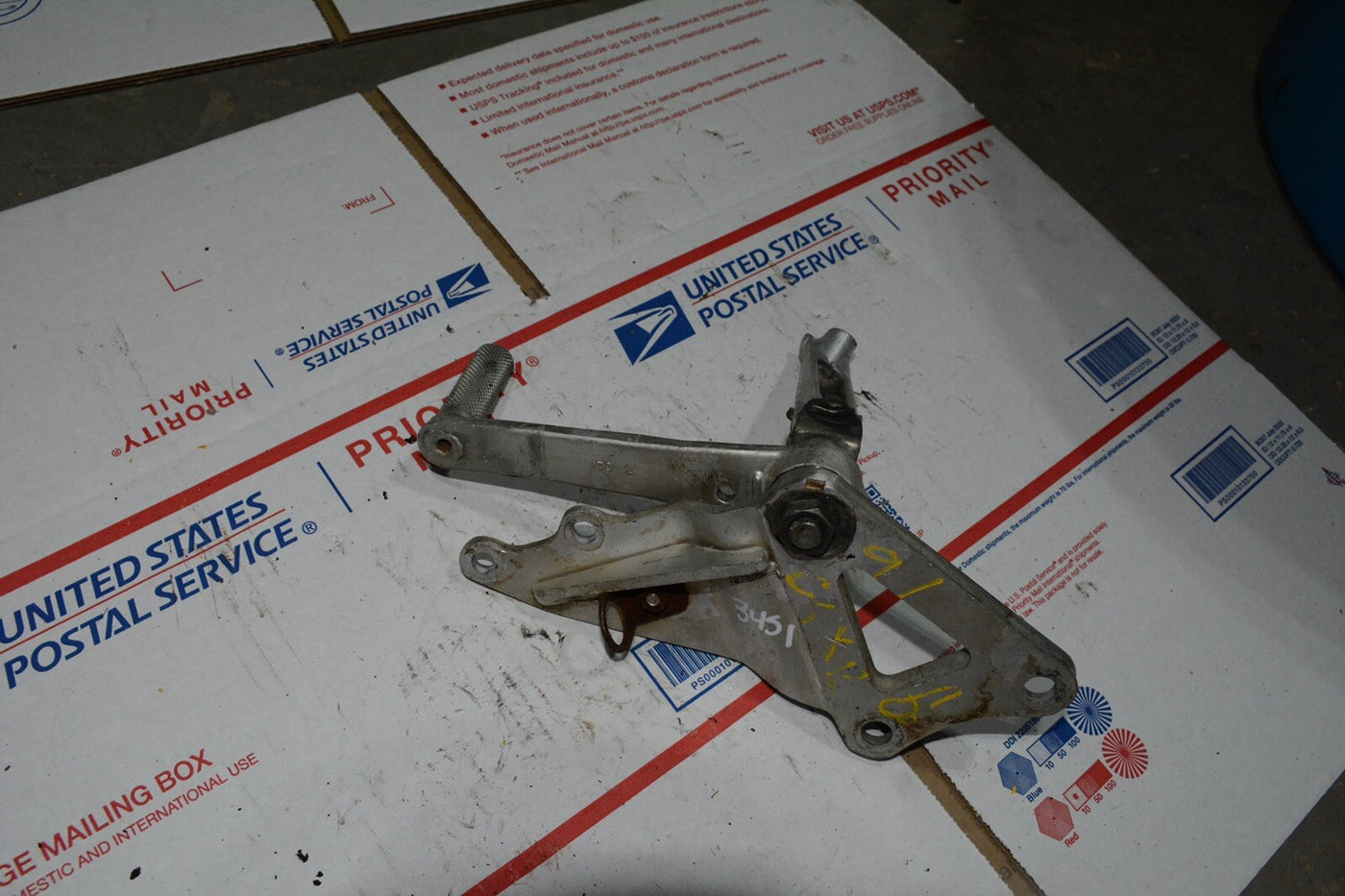 90 91 92 1991 SUZUKI GSXR 750 1100 OEM RIGHT REARSET BRAKE PEDAL