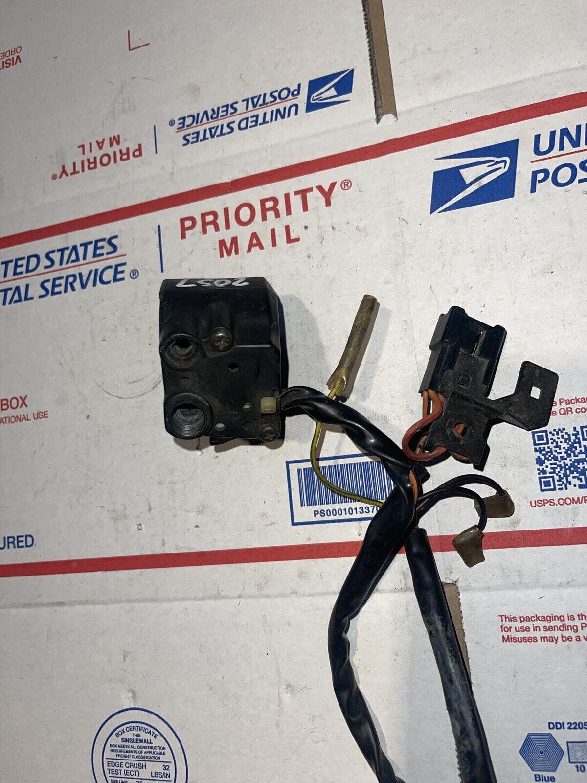 93-98 Suzuki GSXR1100W GSXR1100 Right Kill Switch
