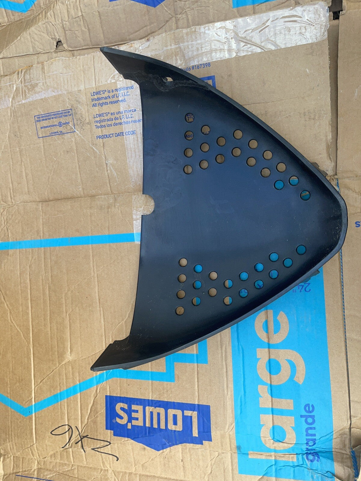 97-99 SUZUKI GSXR 750 + 600 FRONT CENTER "V" COWL COVER FAIRING # 94498-33E01