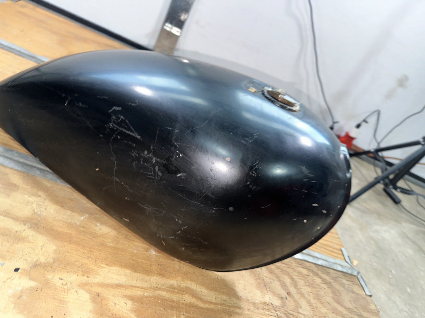 KAWASAKI KZ 400 440 LTD 1979-1983 GAS FUEL PETROL TANK OEM