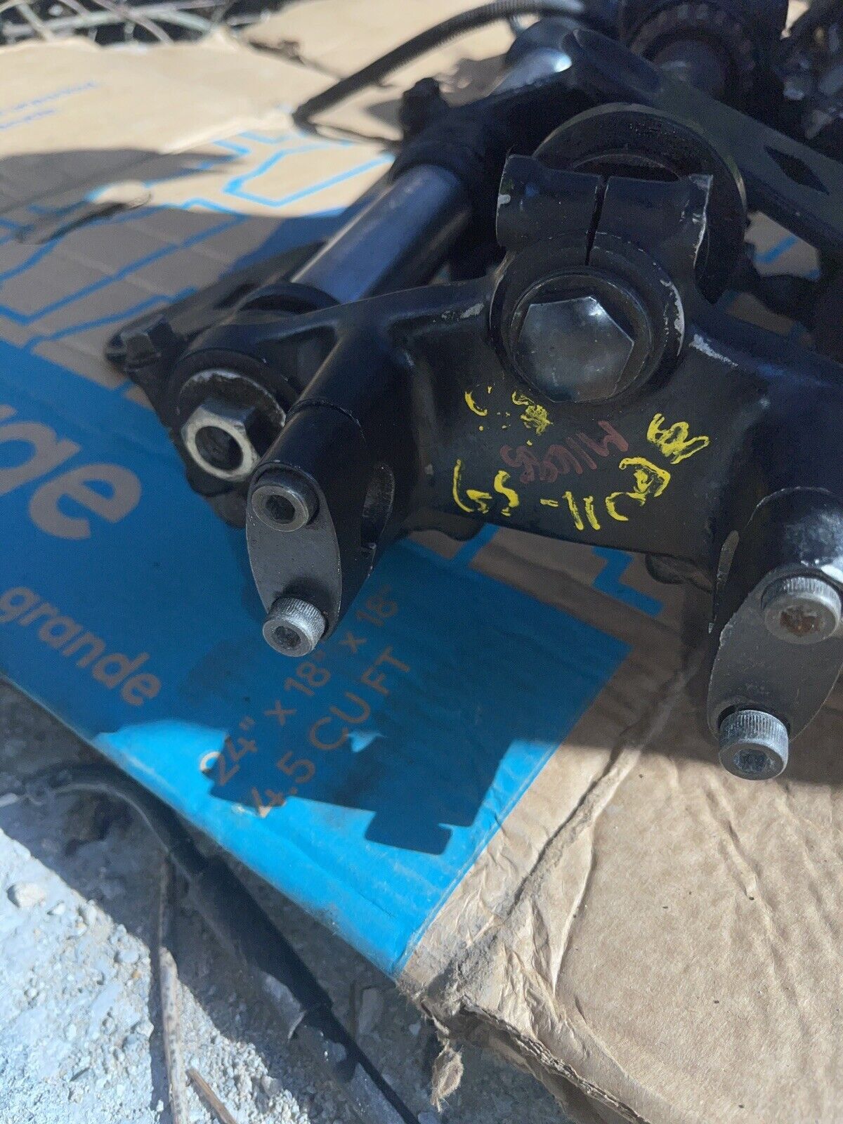 1983 Suzuki GS 1100E GS1100 GS 1100 E GS1100 FORKS FRONT END BRAKE CALIPERS