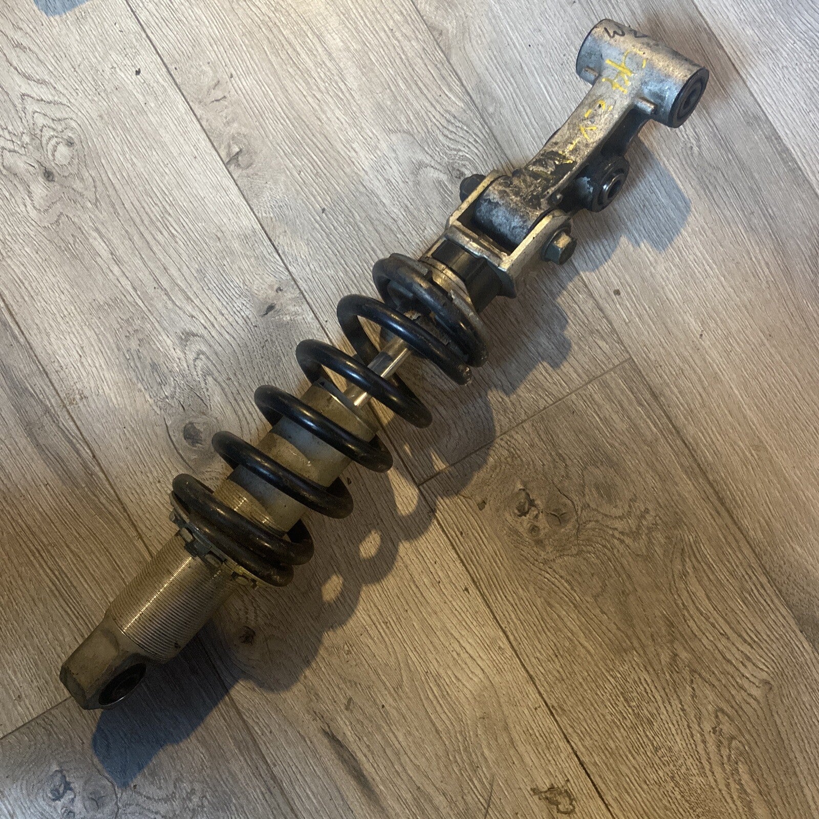 1995-2001 Kawasaki Ninja ZX11 ZX1100 Rear Wheel Suspension Shock Absorber