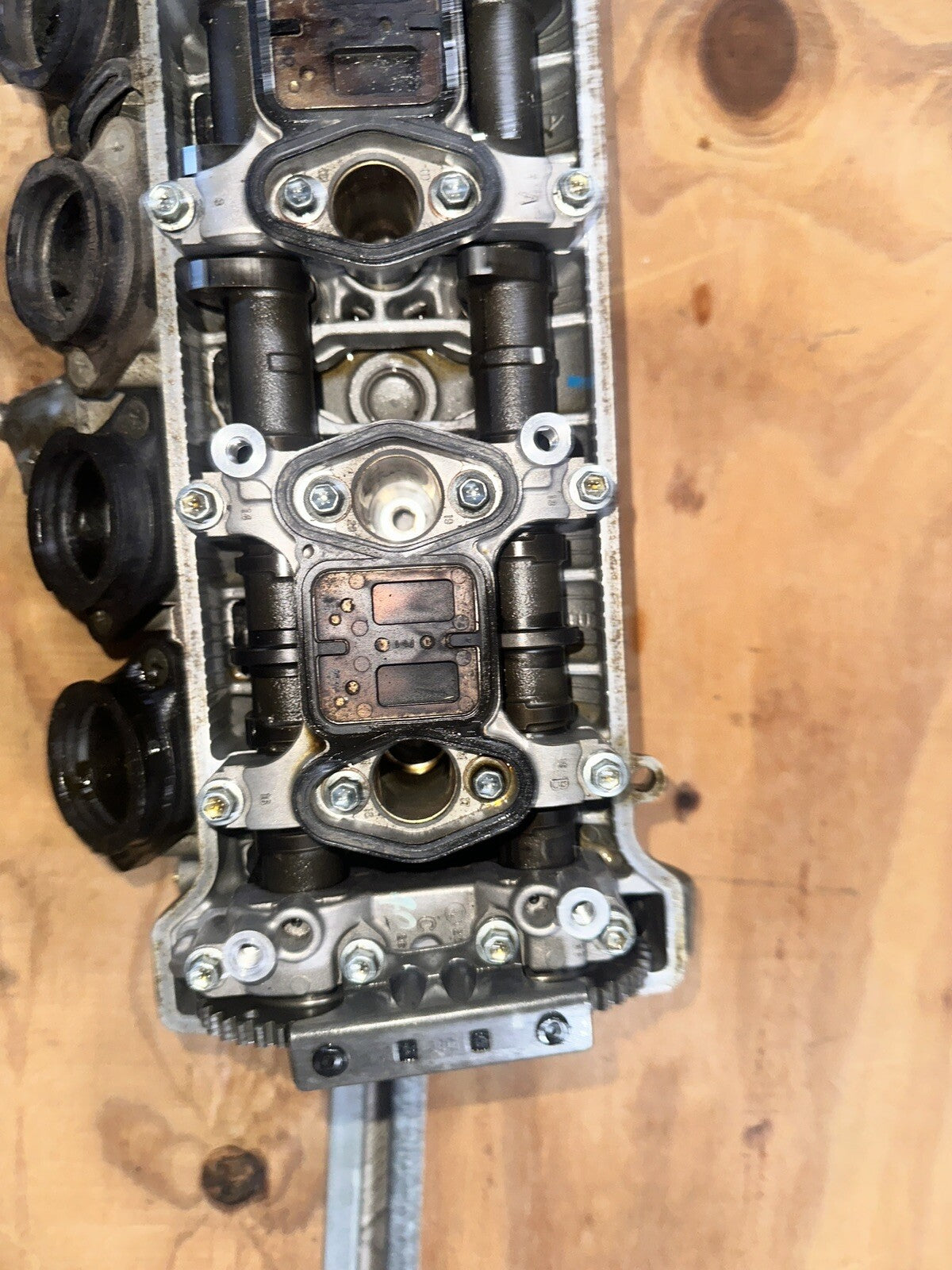 01-03 Suzuki GSXR 600 Engine Motor Cylinder Head