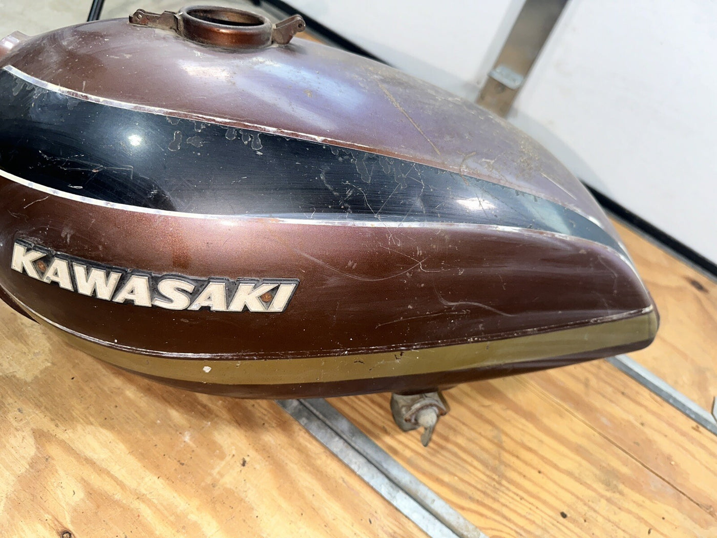 1974-77 Kawasaki KZ400 KZ 400 Gas Tank Fuel