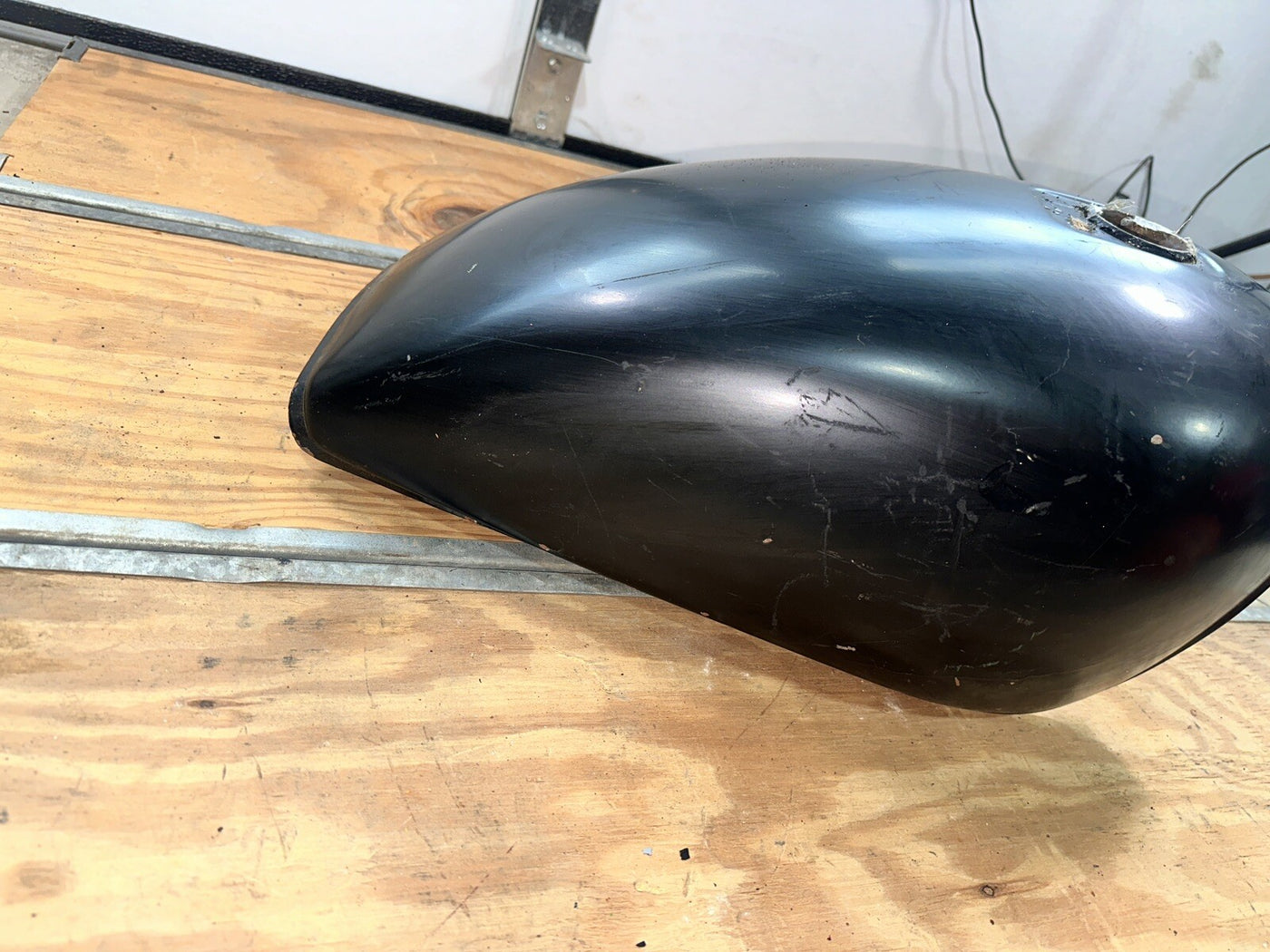 KAWASAKI KZ 400 440 LTD 1979-1983 GAS FUEL PETROL TANK OEM