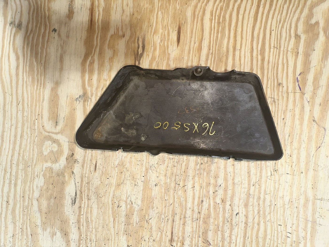 1976 Yamaha XS500 RIGHT SIDE COVER PANEL COWL FAIRING