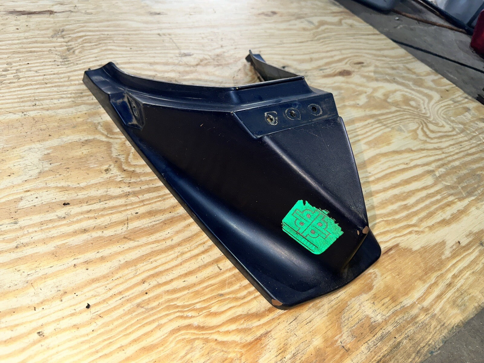 '82 83 XS400R SECA XS 400 REAR TAIL FAIRING COWL PLASTIC COMPARTMENT 1982 YAMAHA