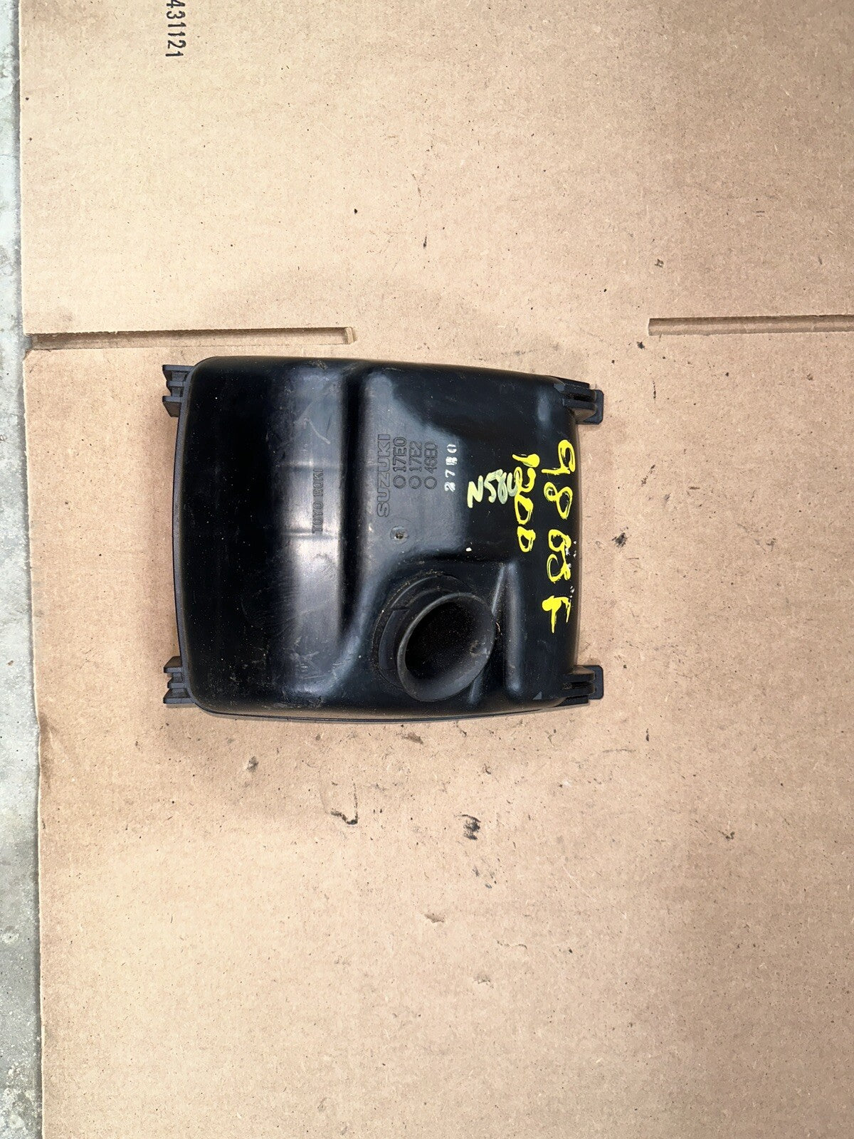 96-00 Bandit 1200S AIR BOX Upper