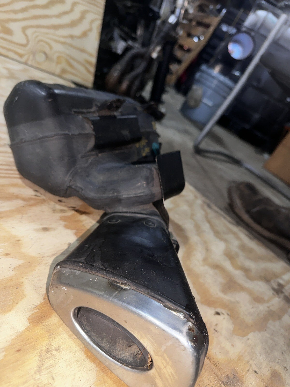 06 07 Suzuki GSXR 600 750 OEM Exhaust Muffler Silencer Cat Pipe 14200-01H00-H01