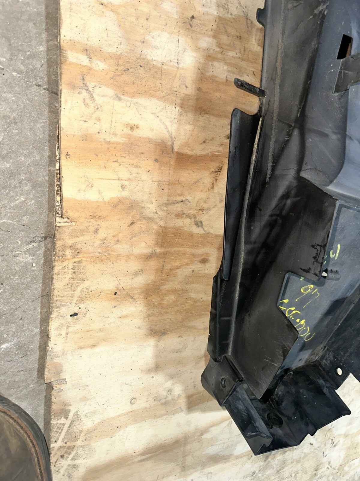 96-00 Suzuki GSF1200 Bandit Undertail Tray