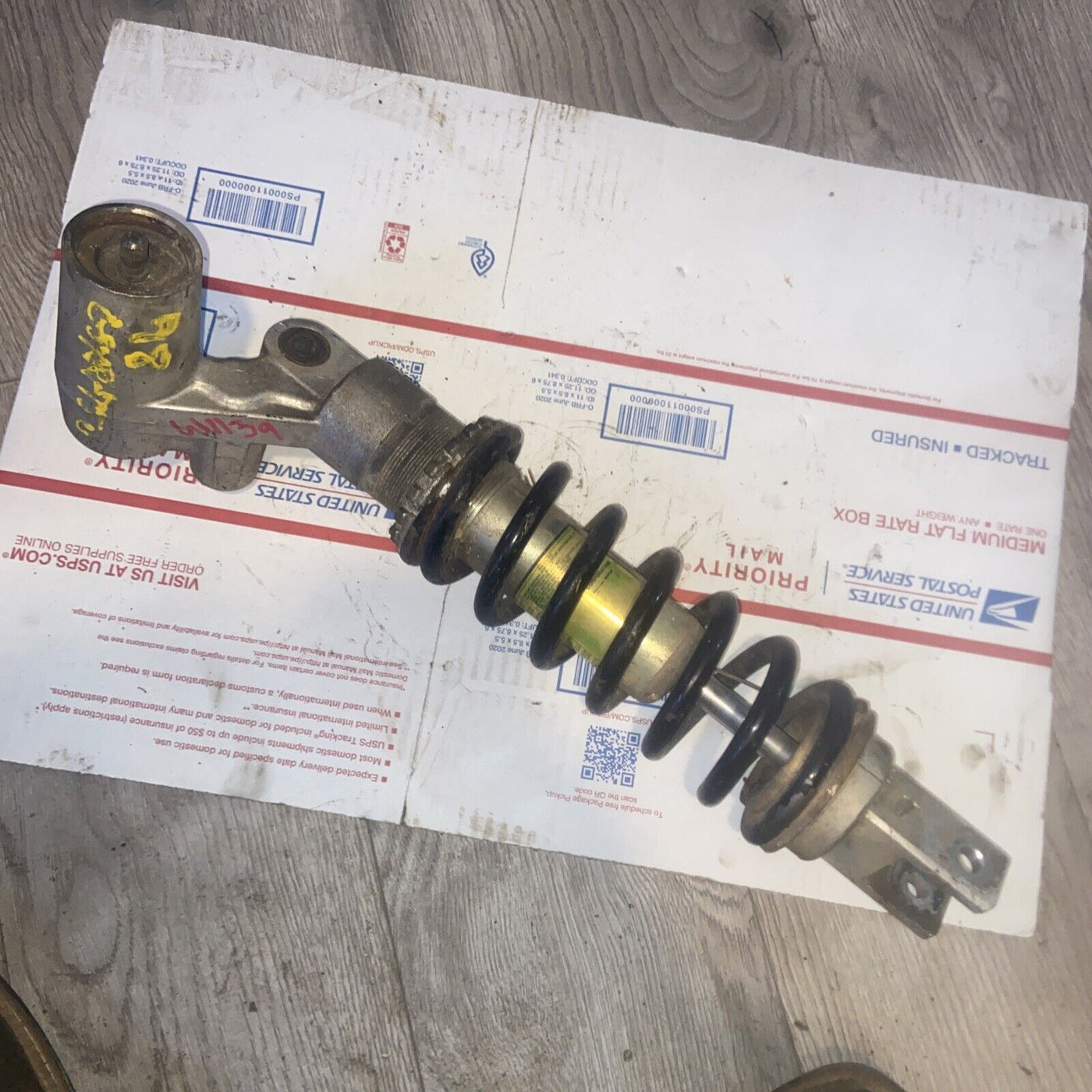 1998!Suzuki GSXR750 Rear Shock Spring Suspension Damper Absorber