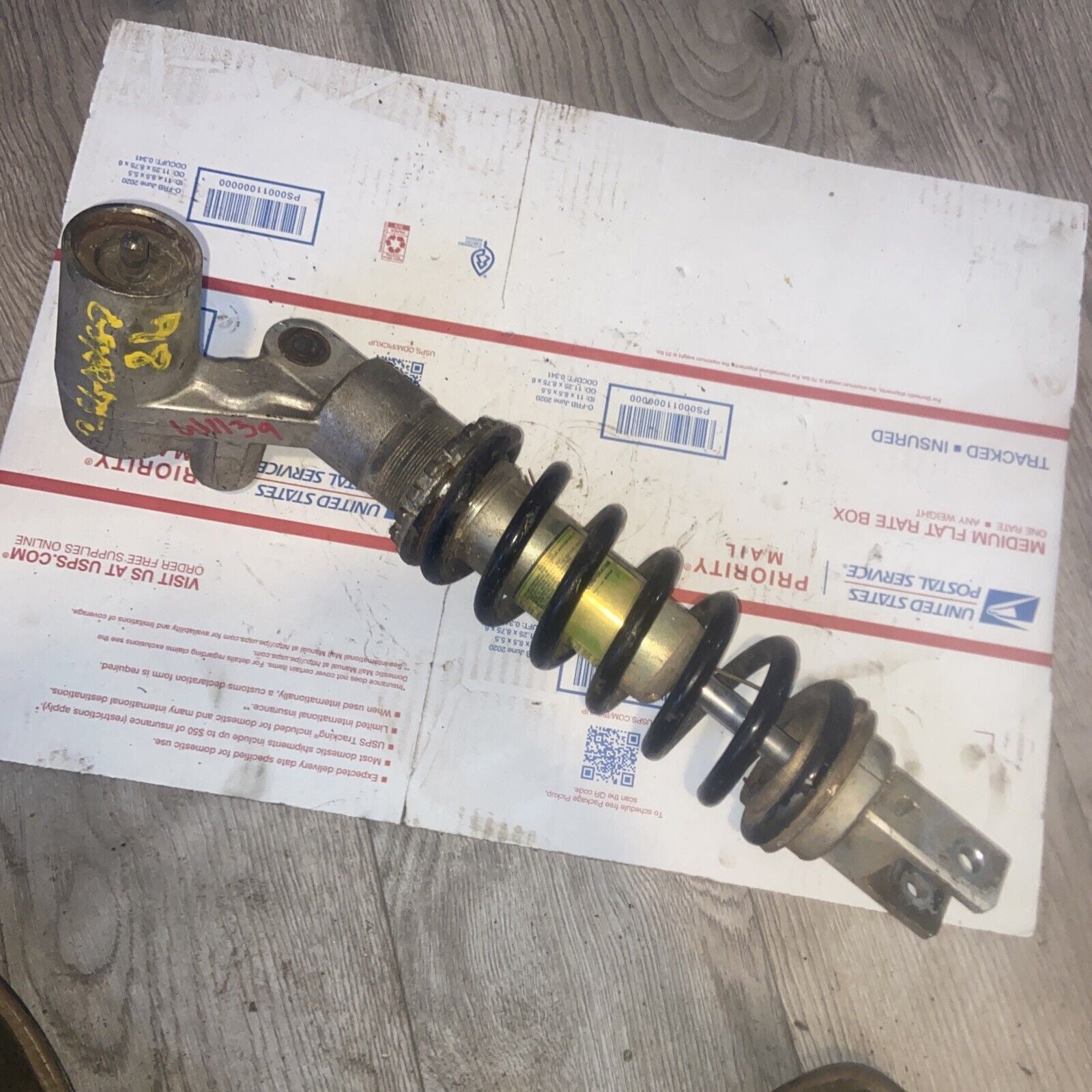 1998!Suzuki GSXR750 Rear Shock Spring Suspension Damper Absorber