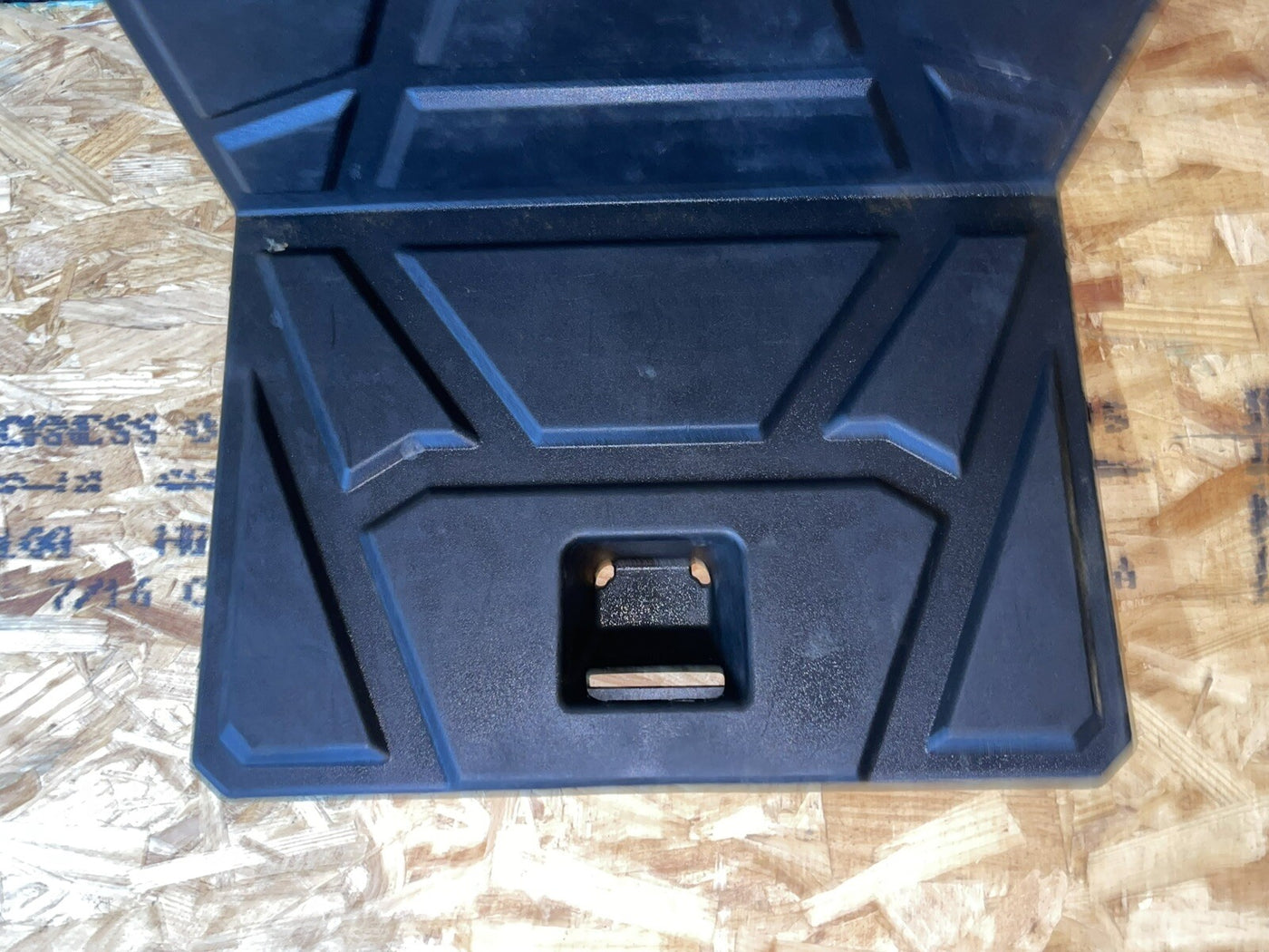 Polaris RZR XP 1000 20 Box Access Panel 2637425