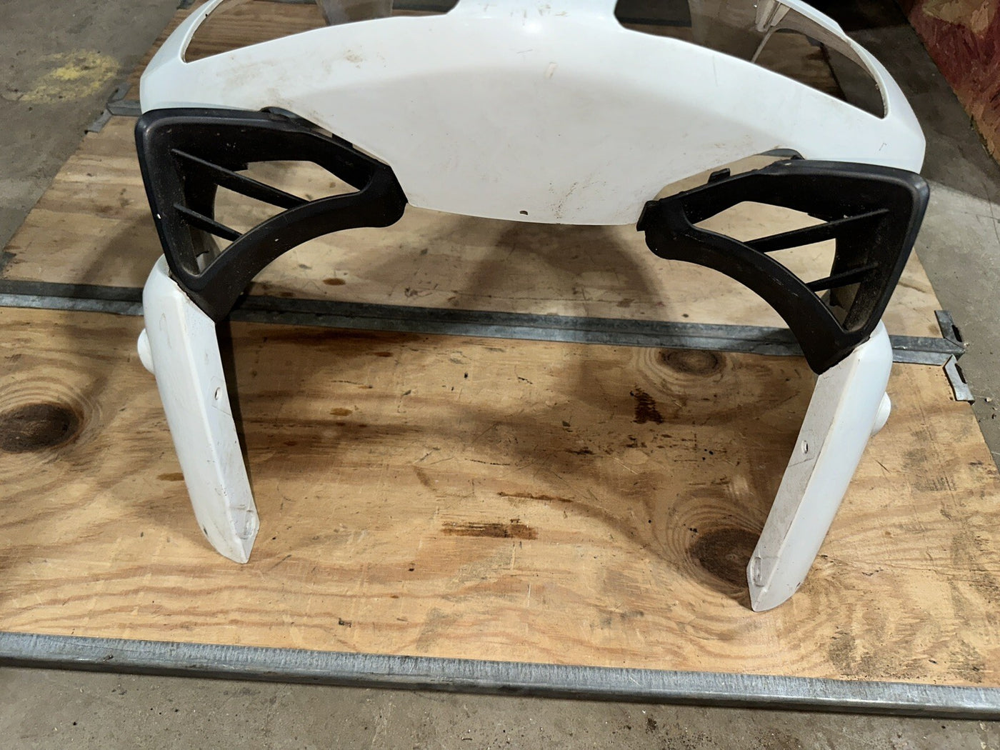 03-04 HONDA CBR600RR FRONT UPPER NOSE FAIRING COWL SHROUD
