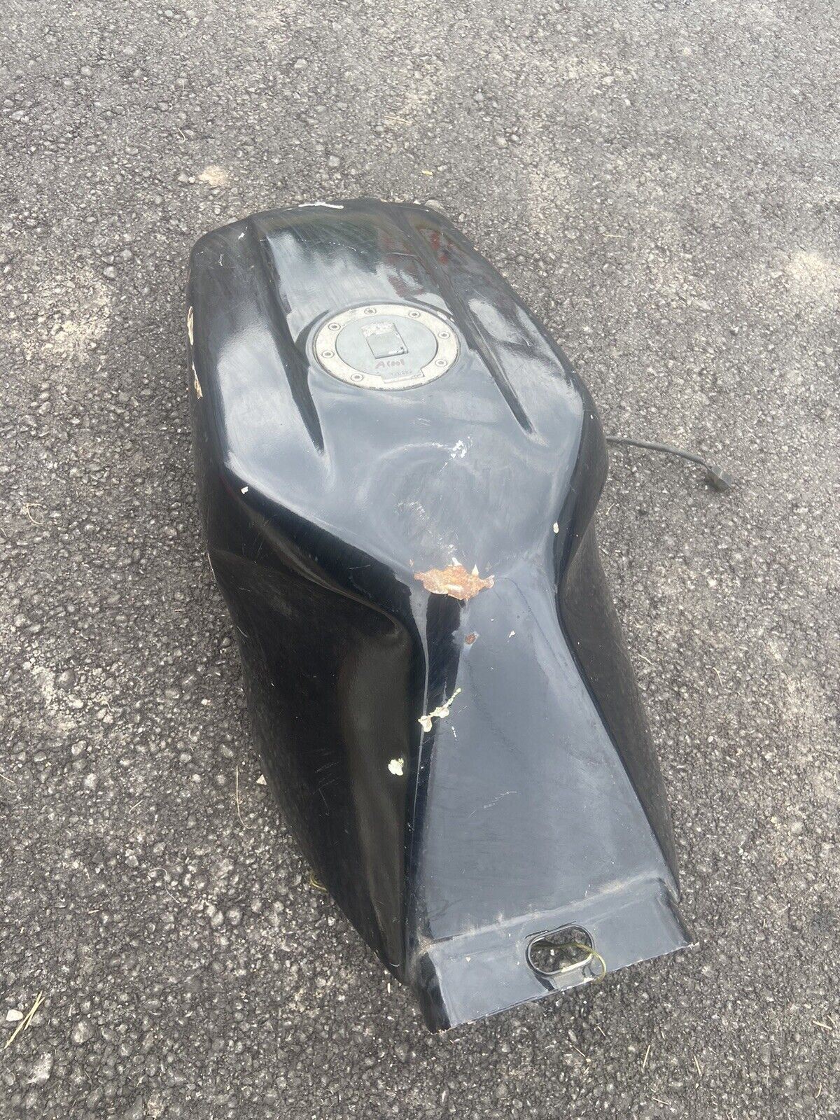 1986 Yamaha FZ600 Fuel Tank Gas Tank