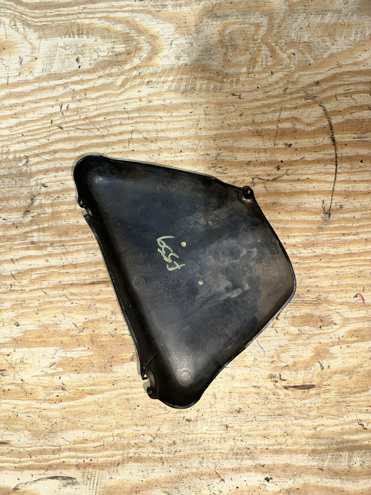 79 - 81 Yamaha XS400S Right Side Cover Panel Fairing OEM