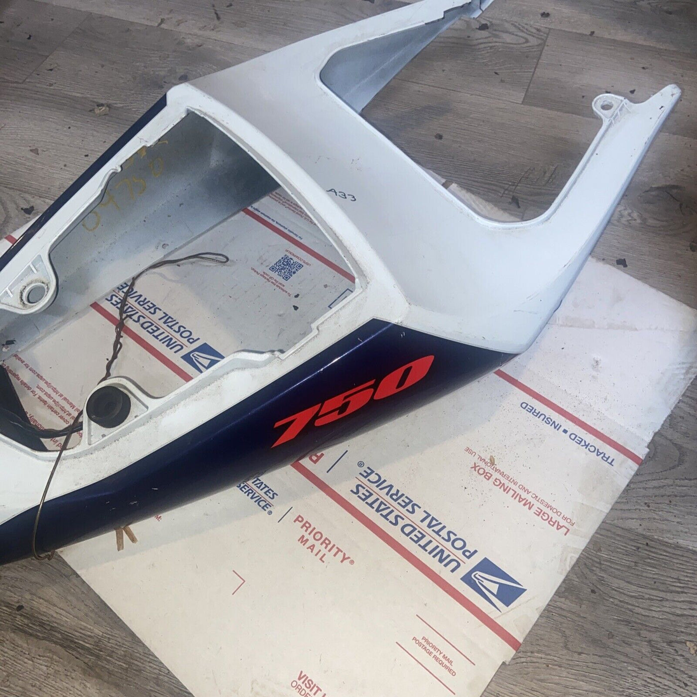 2004 Suzuki GSXR 750 Rear Back Tail Fairing Cowl