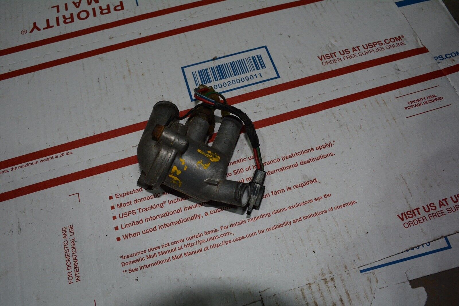 1992 Yamaha FZR600 FZR 600 R FZR600R Engine Cooling Thermostat Housing Thermo