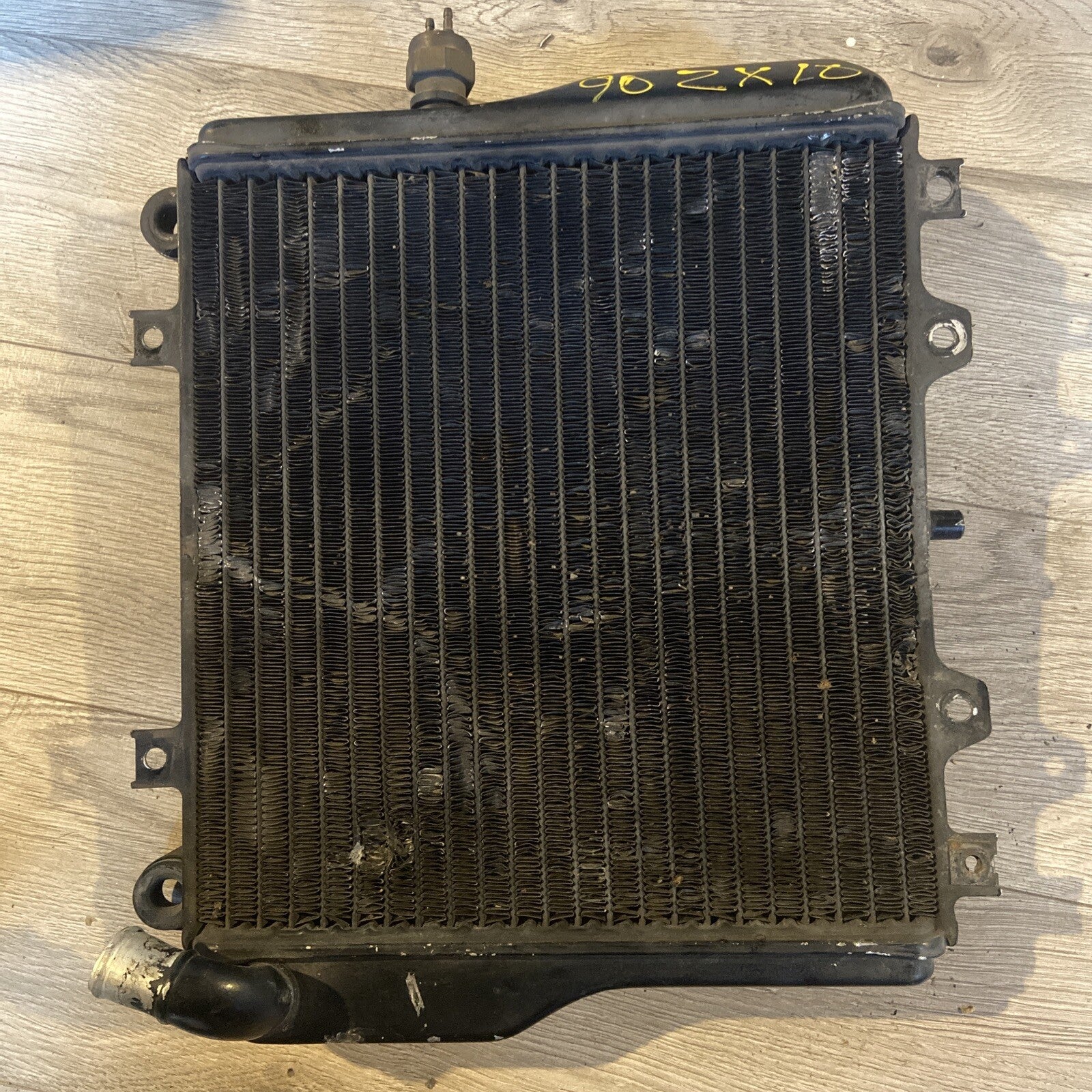 1990 KAWASAKI NINJA ZX10 ENGINE RADIATOR