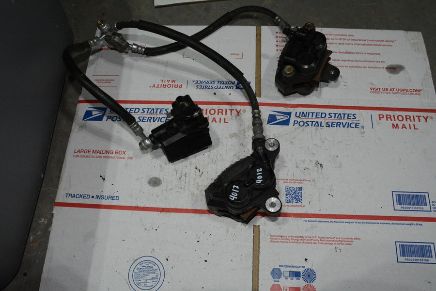 88-96 SUZUKI GSX600F GSX600 600 KATANA REAR BRAKE CALIPERS