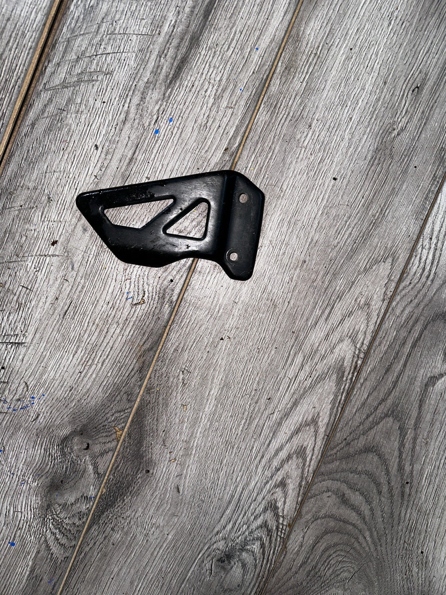 2001 Suzuki Gsxr600 Right Heel Guard