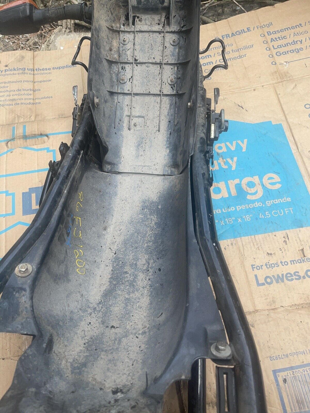 86-87 Yamaha FJ1200 Rear Sub Frame Subframe 1TX-21190-00-33 Seat Rail