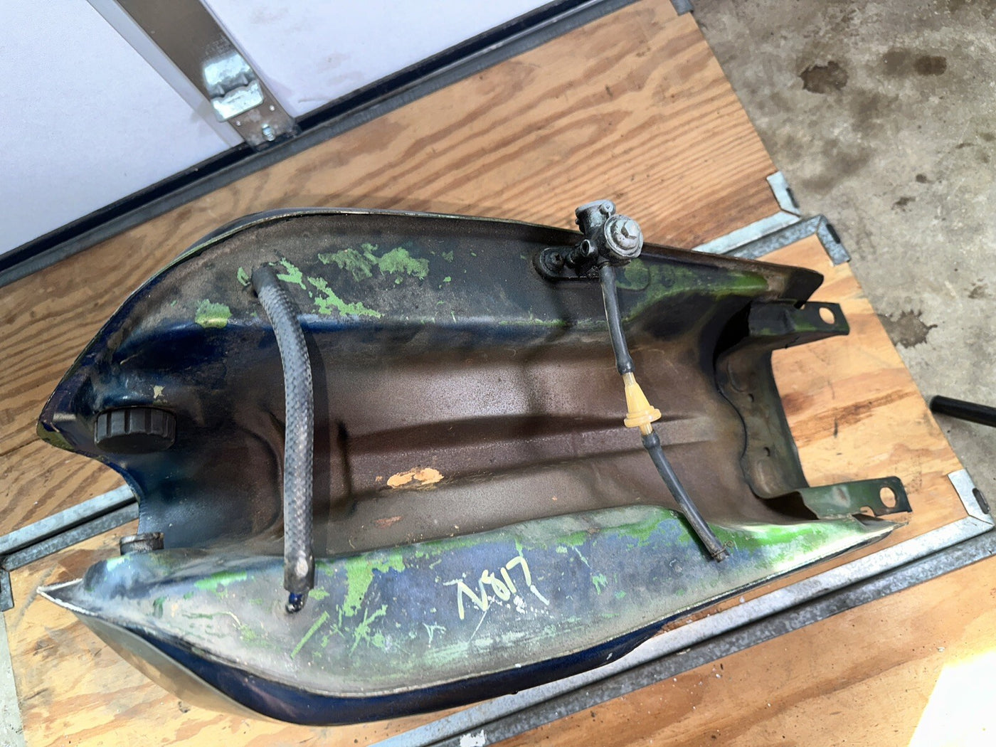 1976-1979 Yamaha Rd 250 Gas Tank Fuel Tank