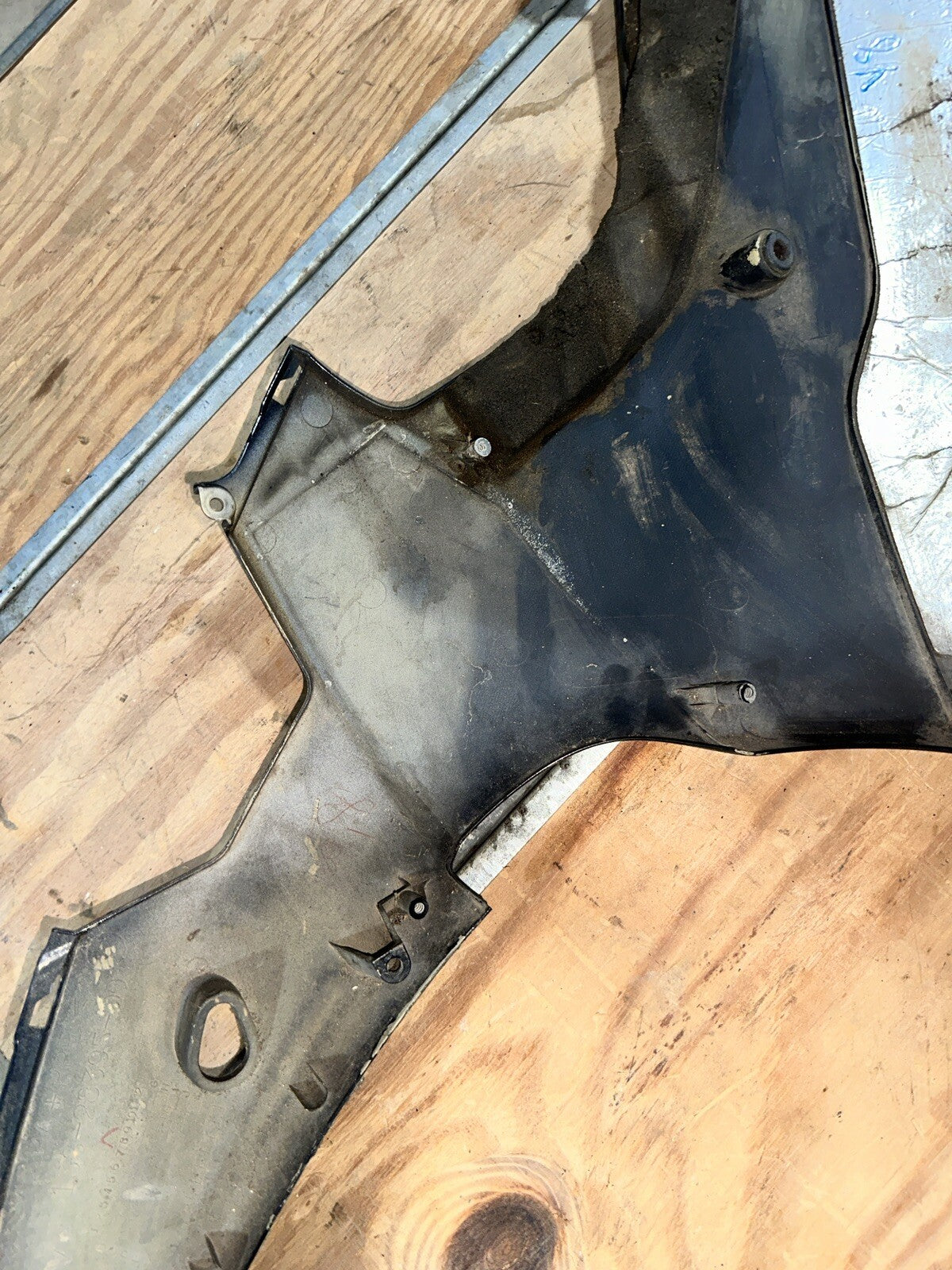 2008 08 08-16 Yamaha R6 R6R Right Side Lower Cowl Fairing 2C0-28395-00 Black 