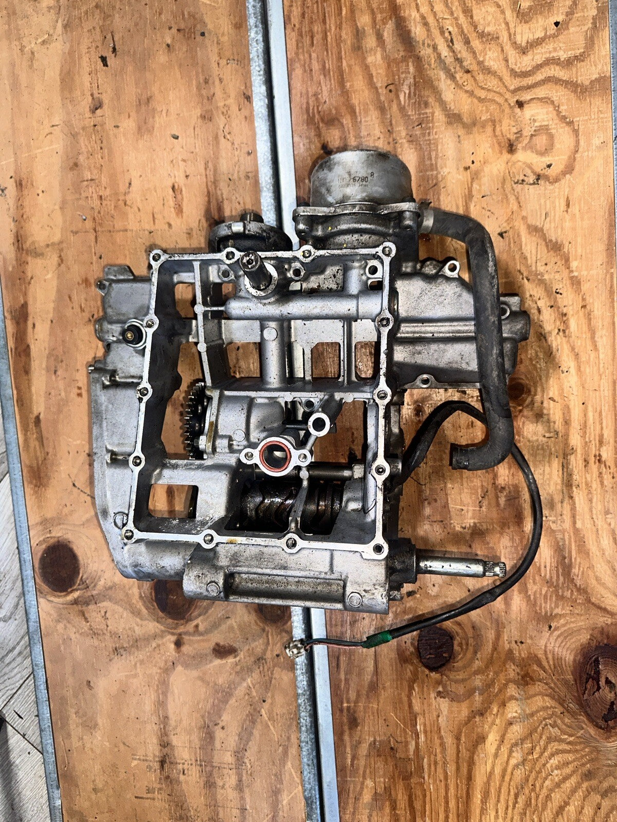 Lower crank case Engine Motor GSXR600 GSXR 600 Suzuki 04 05 K4