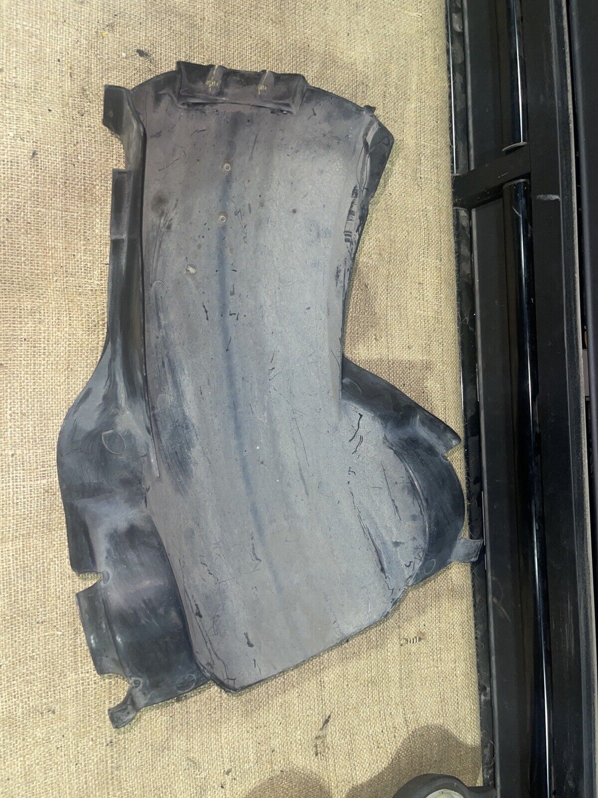 84-87 honda goldwing GL1200 GL 1200 OEM REAR BACK WHEEL FENDER MUD GUARD INNER