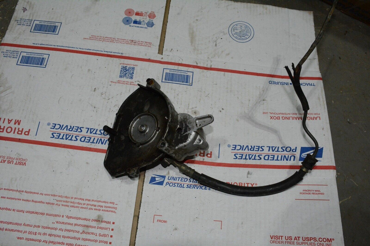 HONDA CBR1000 WATER PUMP COOLANT COVER 1988 CBR 1000 11650-MM5-000