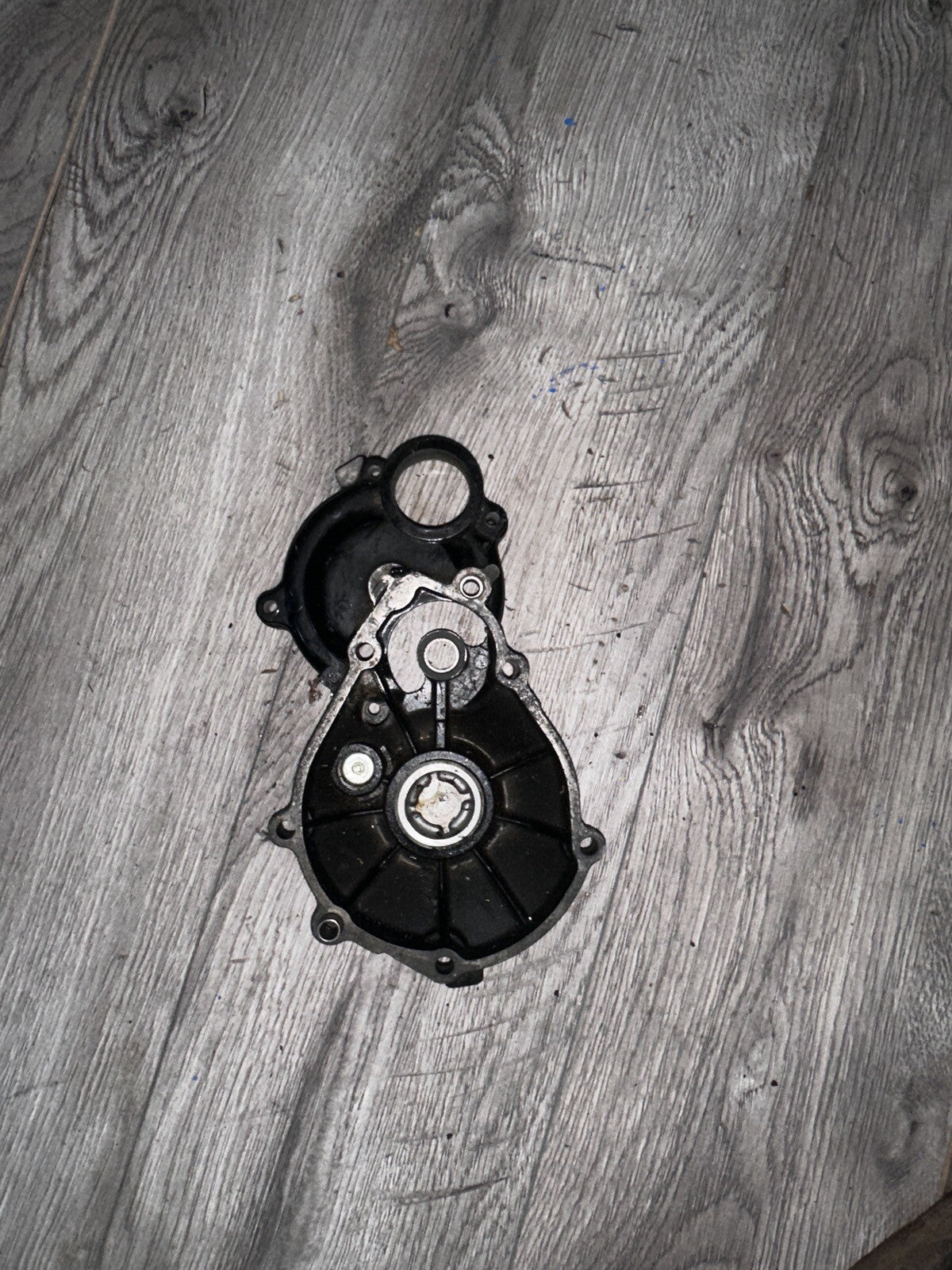 1996 - 1999 GSXR 600 1997 - 2000 750 OEM STARTER COVER