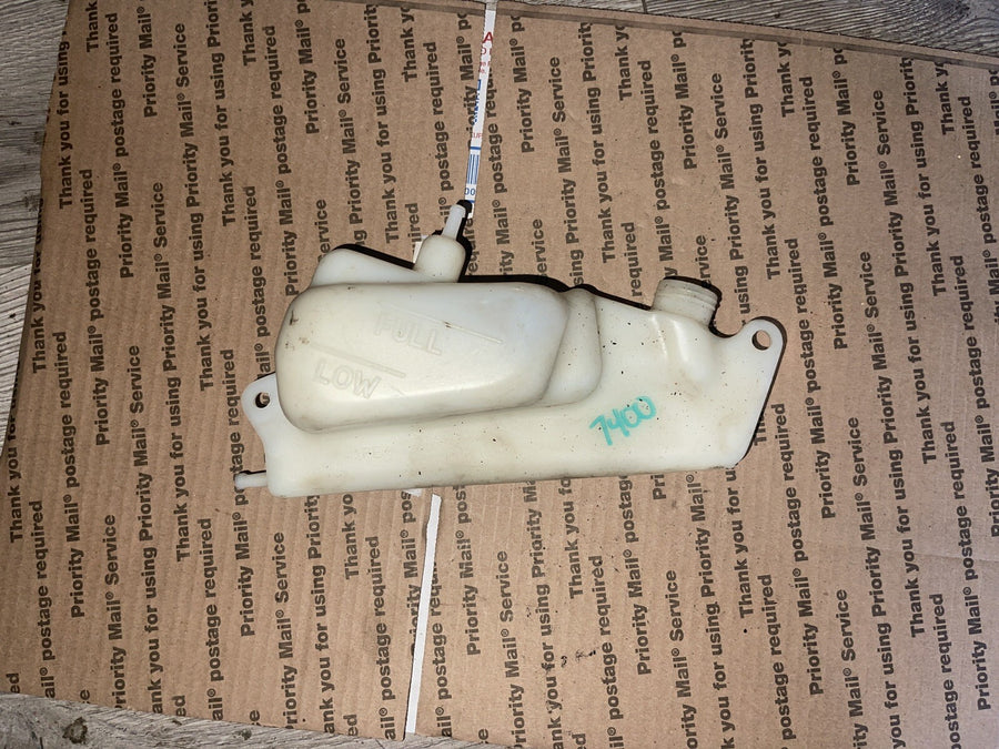 KAWASAKI 93 - 05 ZX600E ZX 600 ZX6E NINJA COOLANT RESERVOIR OVERFLOW TANK OEM