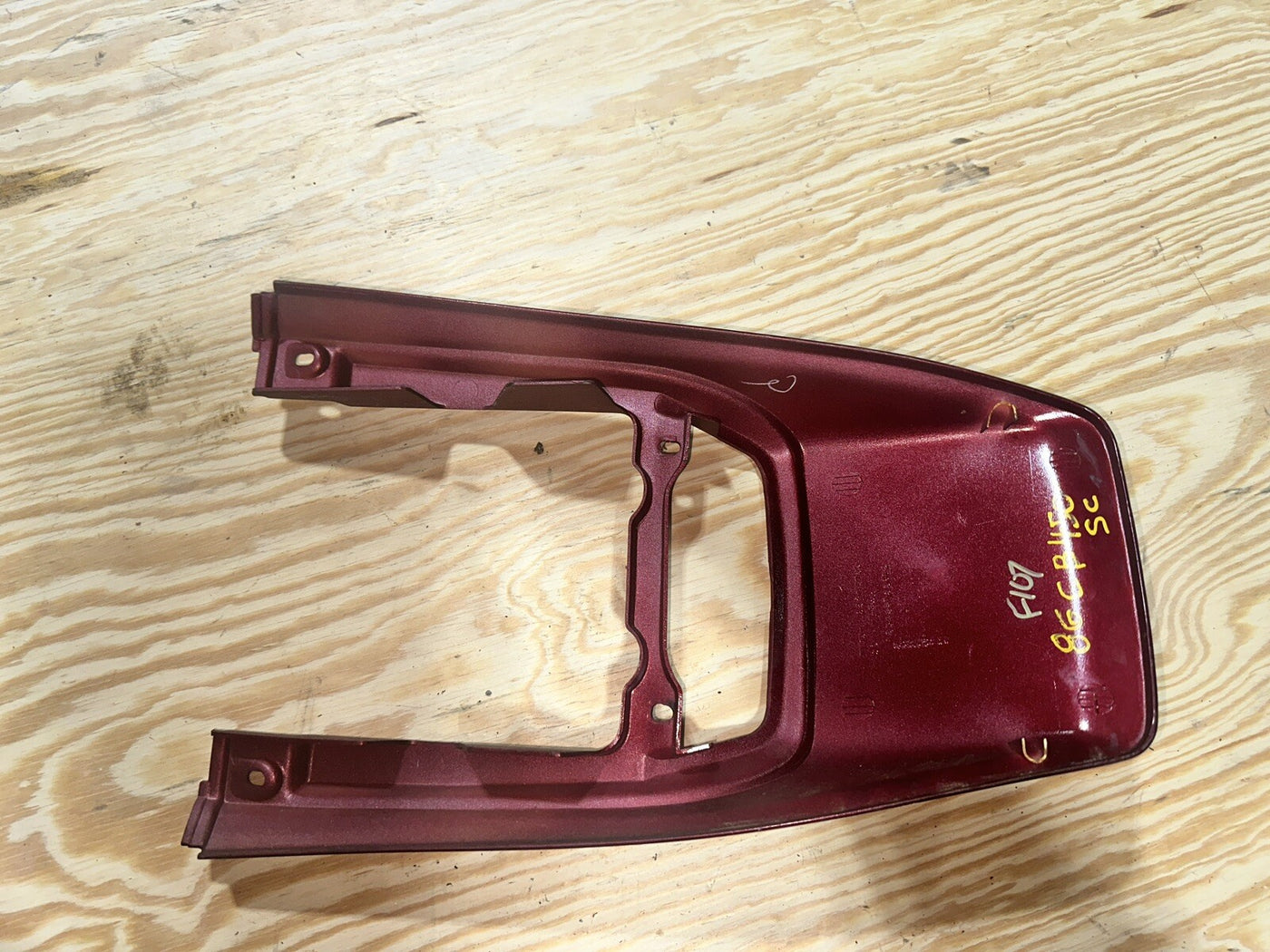 1986 Honda Nighthawk 450 CB450SC REAR TAIL CENTER SEAT COVER FAIRING PLASTIC CB 