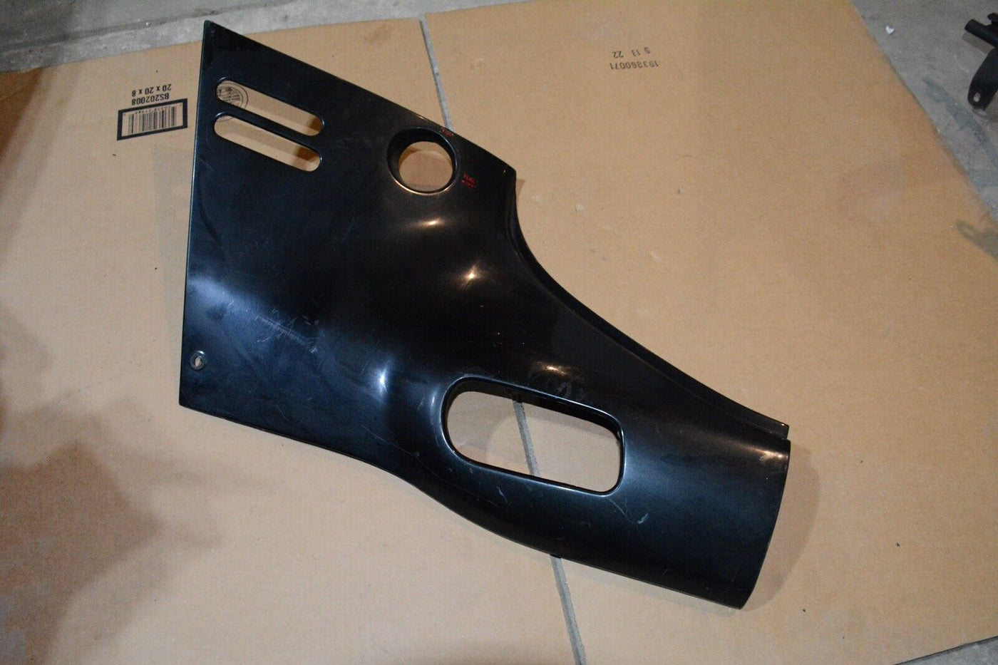 87 HONDA CBR1000F LEFT FRONT SIDE SEAT SADDLE PANEL TRIM COWL FAIRING