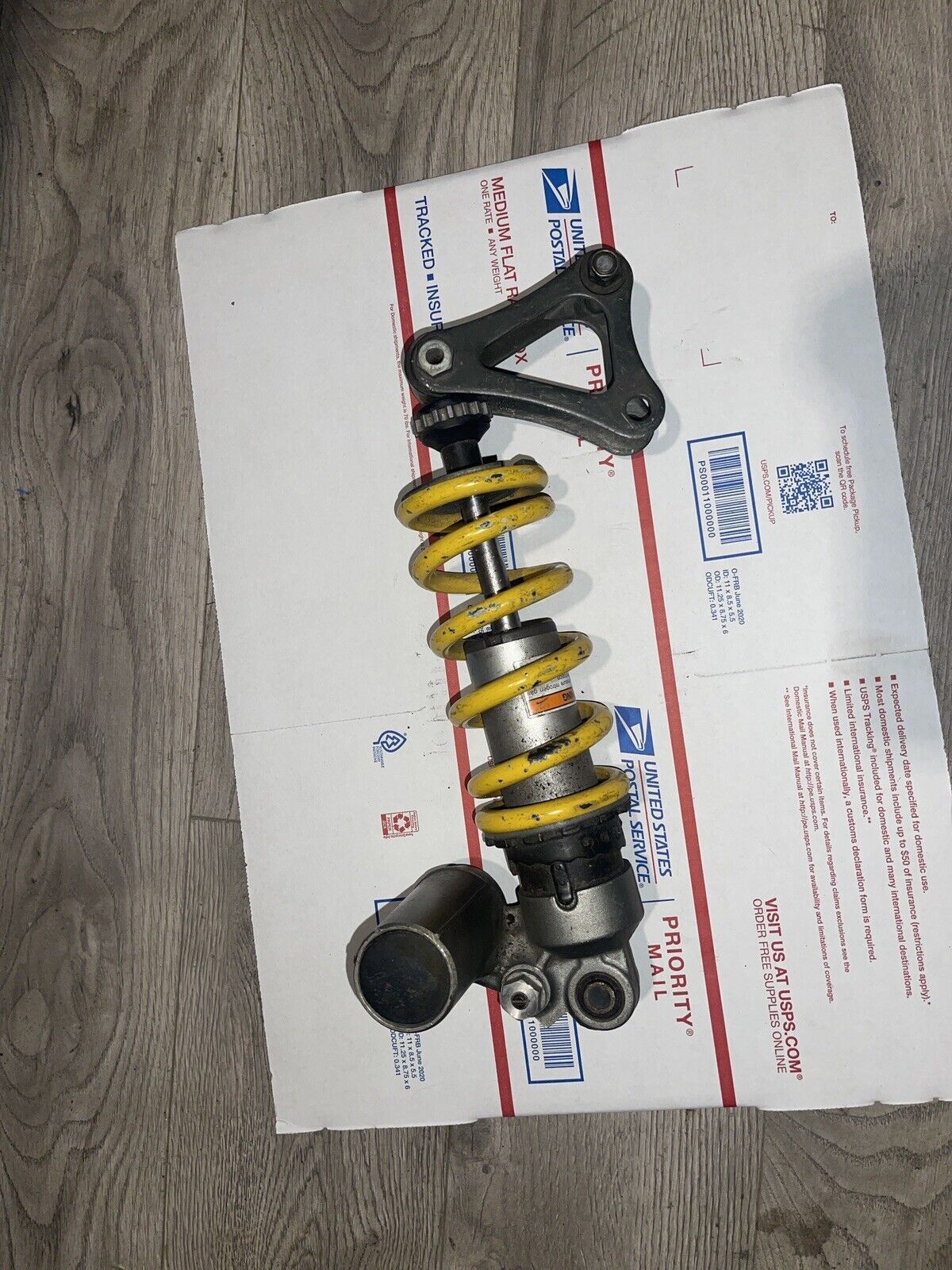 99-02 YAMAHA YZF R6 YZFR6 REAR BACK SHOCK ABSORBER SUSPENSION 5EB-22210-10-00